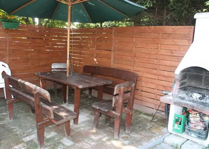 Ugeni, 3 Pokojowy Apartment *